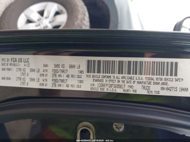 2015 RAM 1500 1C6RR7FG8FS695617 Photo 8