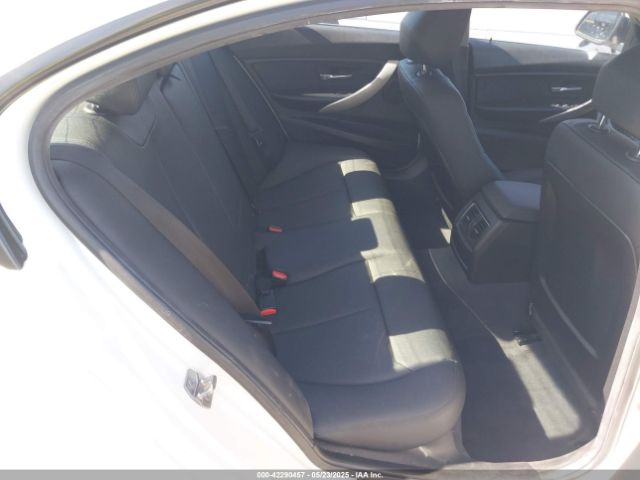 WBA8A9C56GK616857 BMW 320i