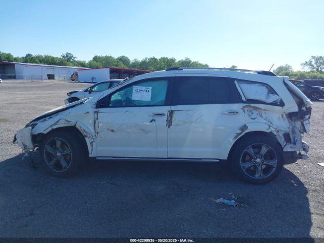3C4PDCGG8FT567835 Dodge Journey Crossroad