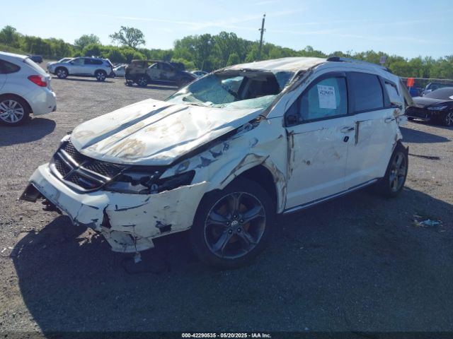 3C4PDCGG8FT567835 Dodge Journey Crossroad