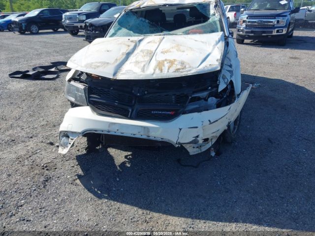 3C4PDCGG8FT567835 Dodge Journey Crossroad