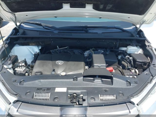 5TDZZRFH5KS348391 Toyota Highlander Le Plus