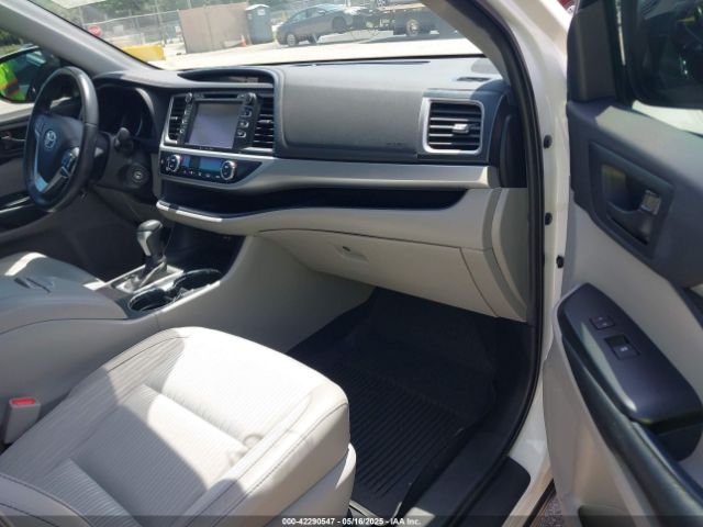 5TDZZRFH5KS348391 Toyota Highlander Le Plus