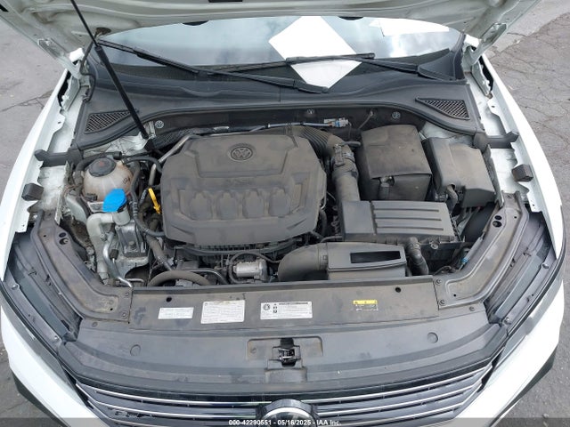 42290551 :رقم المزاد ، 1VWAA7A38JC008055 vin ، 2018 Volkswagen Passat 2.0t R-line/2.0t S مزاد بيع