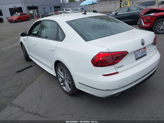 42290551 :رقم المزاد ، 1VWAA7A38JC008055 vin ، 2018 Volkswagen Passat 2.0t R-line/2.0t S مزاد بيع