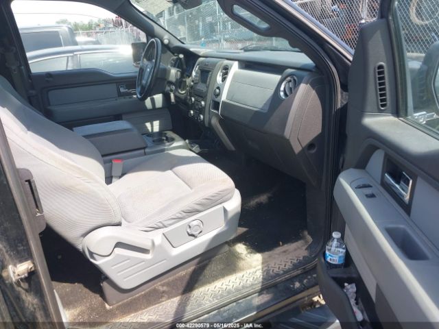 1FTFX1CF8EFB82093 Ford F-150 Xlt