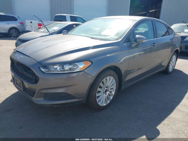 3FA6P0LU0ER272338 Ford Fusion Hybrid Se