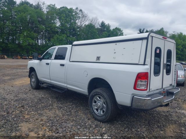3C6UR5HJ8RG288173 RAM 2500 Tradesman  4x4 8' Box