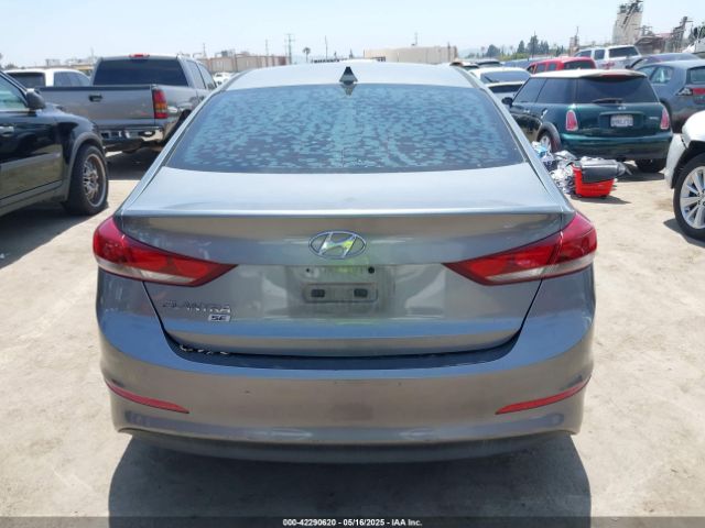 KMHD74LF0HU302375 Hyundai ELANTRA SE