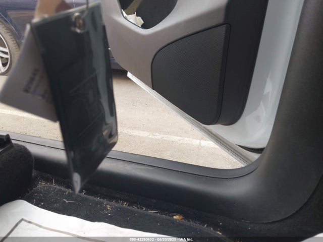 2023 TESLA MODEL Y 7SAYGDEE8PA100711 Photo 10