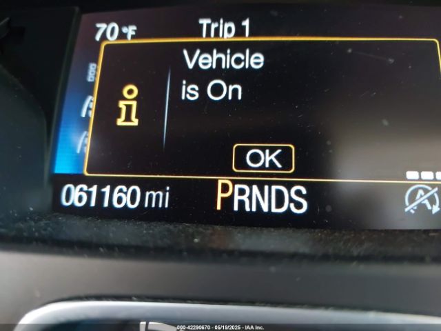 1FMCU0HD6JUB38981 Ford ESCAPE SEL