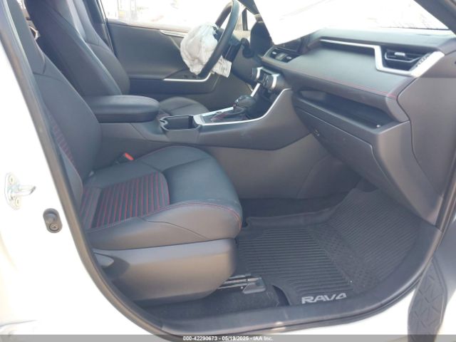 2024 TOYOTA RAV4 PRIME JTMEB3FV0RD205571 Photo 4