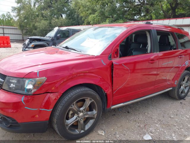 3C4PDCGG2FT735677 Dodge Journey Crossroad