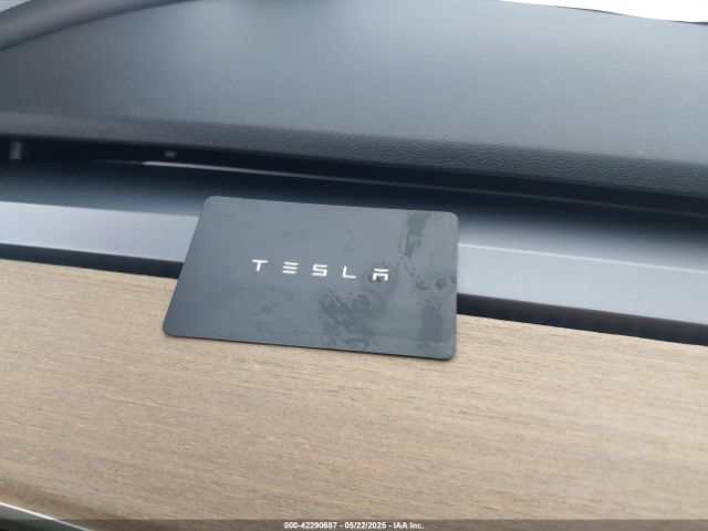 5YJ3E1EB1JF170479 Tesla Model 3 Long Range/performance