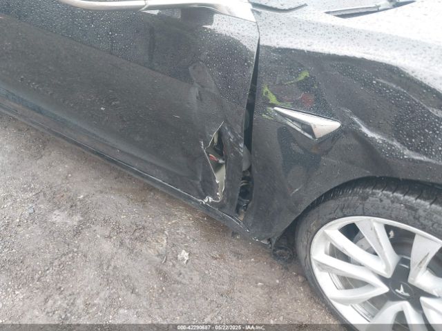 5YJ3E1EB1JF170479 Tesla Model 3 Long Range/performance