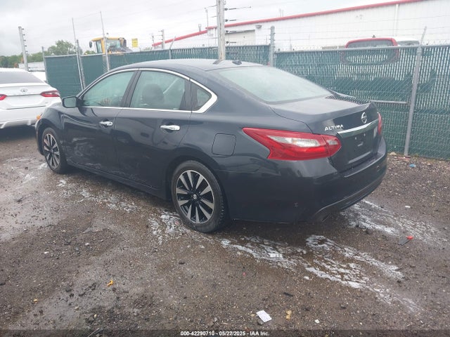 1N4AL3AP2JC122454 Nissan Altima 2.5 Sv