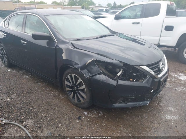 1N4AL3AP2JC122454 Nissan Altima 2.5 Sv