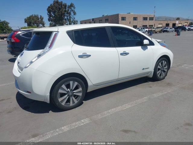 1N4BZ0CP5GC308139 Nissan LEAF SV