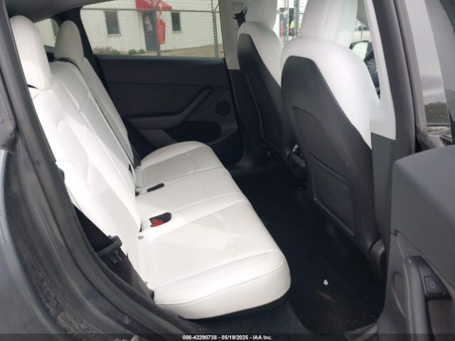 7SAYGDEE4PF627809 Tesla 2023