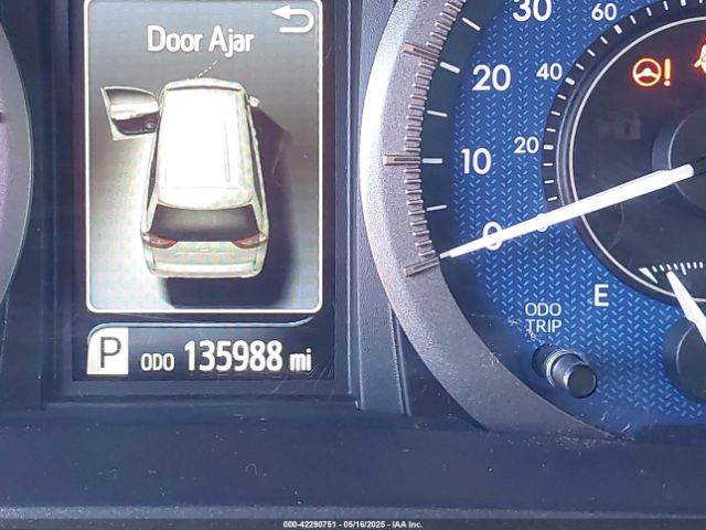 5TDYZ3DC1HS889513 Toyota Sienna Xle Premium 8 Passenger