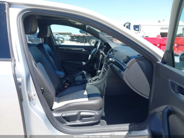1VWJM7A31JC040126 Volkswagen Passat 3.6l V6 Gt
