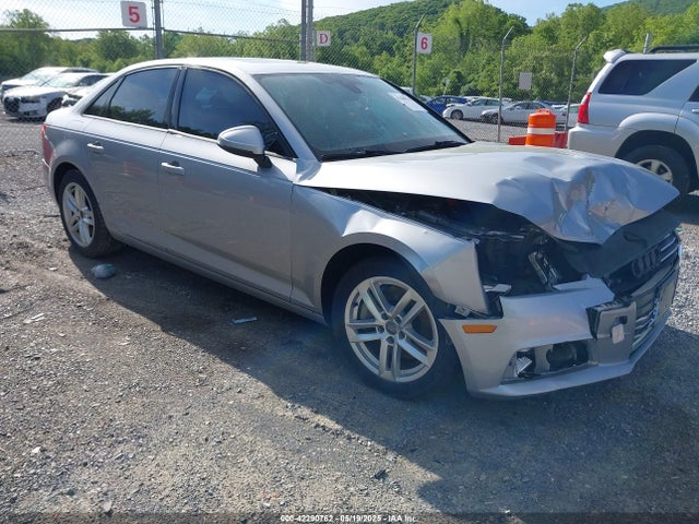 2017 AUDI A4 WAUANAF42HN021286 Photo 0