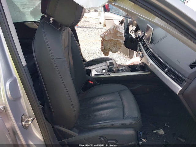 2017 AUDI A4 WAUANAF42HN021286 Photo 4