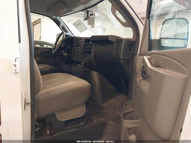 1GCZGGFG2L1269258 Chevrolet Express Cargo Rwd 3500 Regular Wheelbase Wt