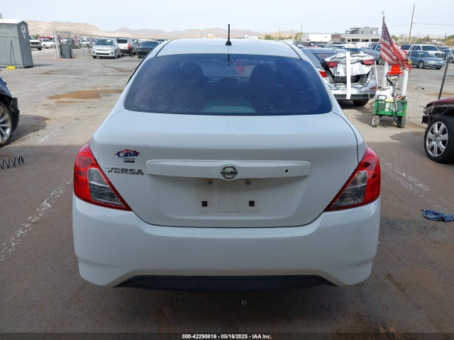 Nissan Versa 2015 3N1CN7APXFL870176 Image 16