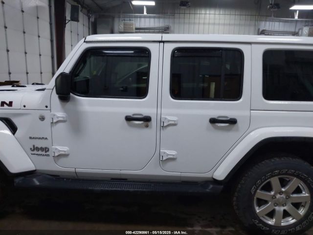 1C4HJXEG3JW117990 Jeep Wrangler Unlimited Sahara 4x4