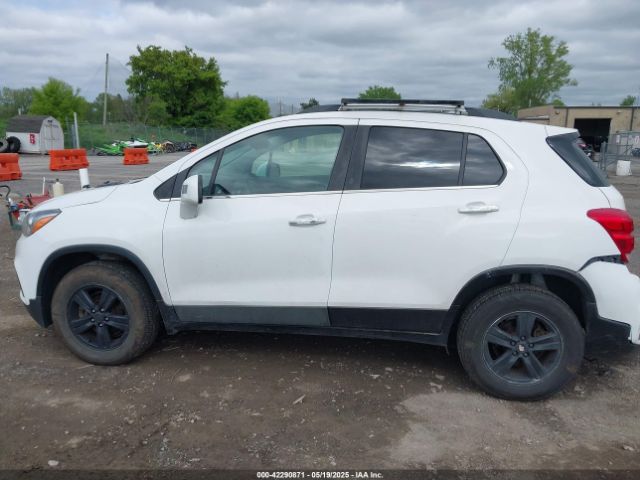 3GNCJPSB8HL277731 Chevrolet Trax Lt