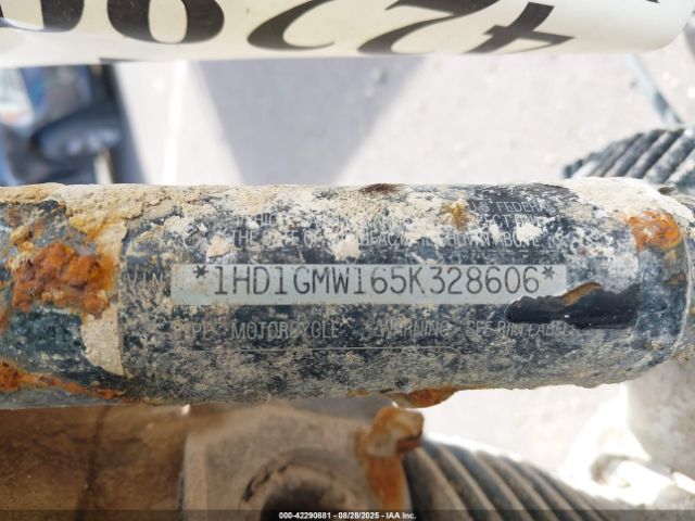 2005 HARLEY-DAVIDSON FXDI 1HD1GMW165K328606 Photo 9