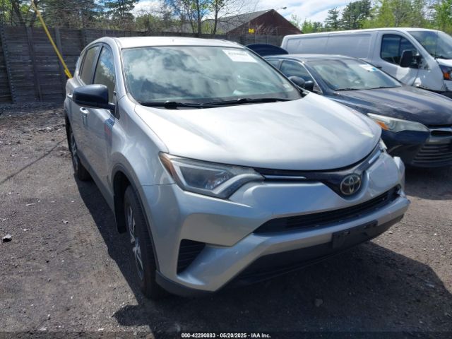 JTMBFREVXJJ193902 Toyota RAV4 LE