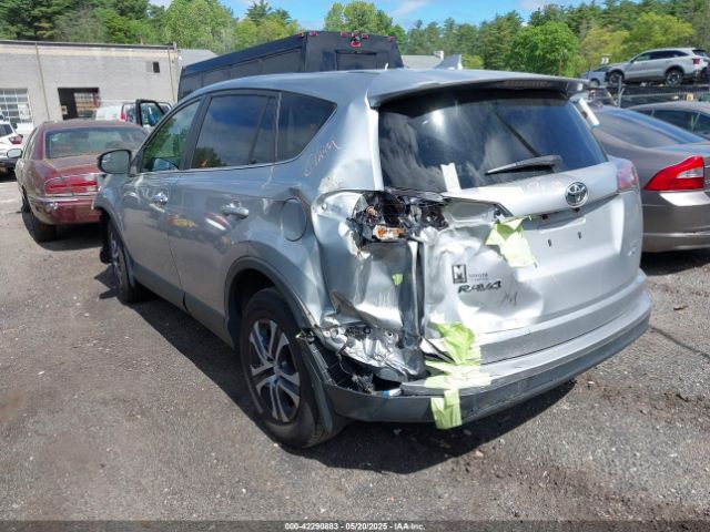 JTMBFREVXJJ193902 Toyota RAV4 LE