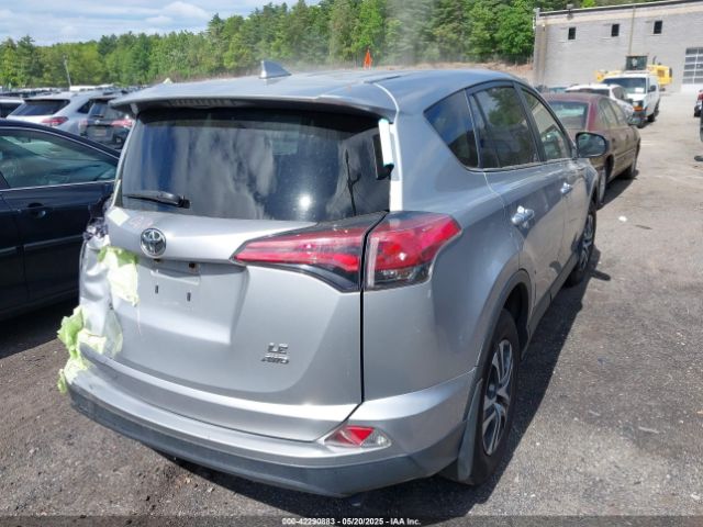 JTMBFREVXJJ193902 Toyota RAV4 LE