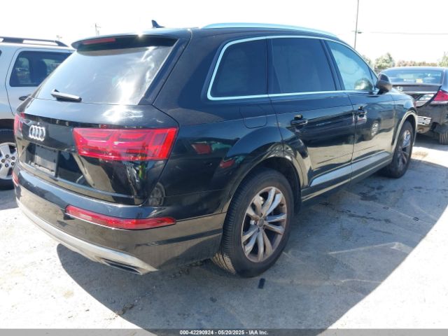 2019 AUDI Q7 WA1LHAF70KD018858 Photo 3