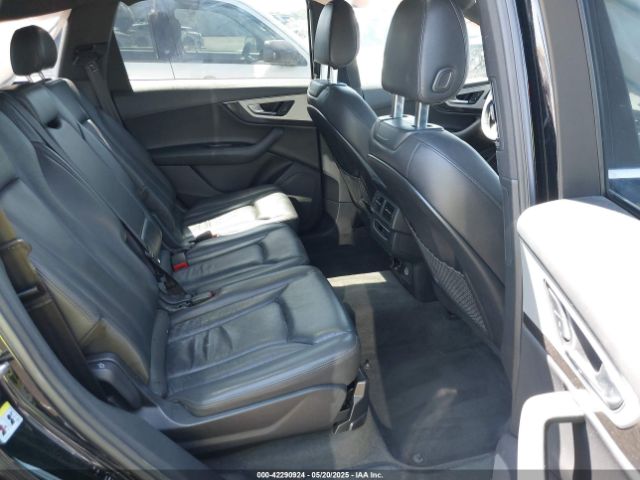 2019 AUDI Q7 WA1LHAF70KD018858 Photo 7