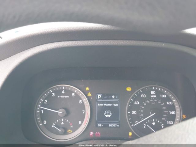 KM8J3CA47HU495876 Hyundai TUCSON SE