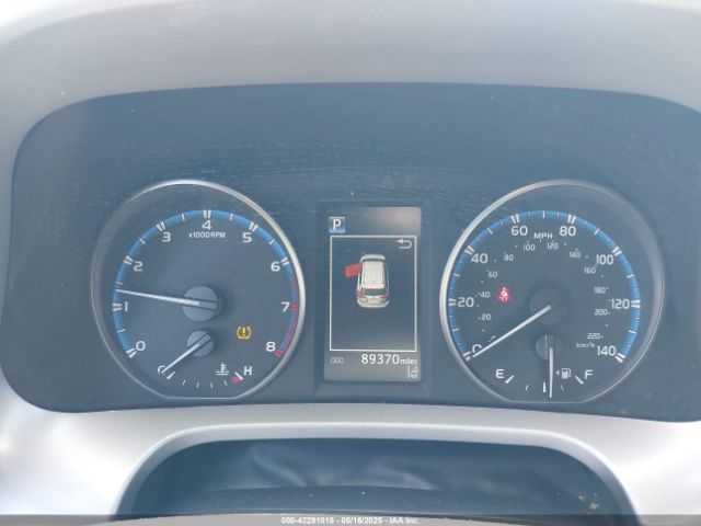 2T3WFREV1JW450514 Toyota Rav4 Xle