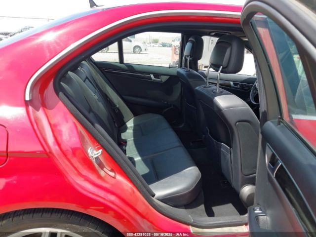 2013 MERCEDES-BENZ C 300 WDDGF8AB8DR284402 Photo 7