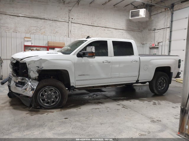 1GC1KWEY8HF160801 Chevrolet Silverado 2500hd Ltz