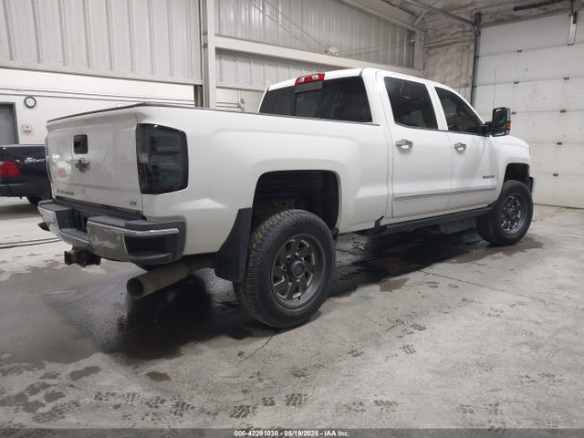 1GC1KWEY8HF160801 Chevrolet Silverado 2500hd Ltz