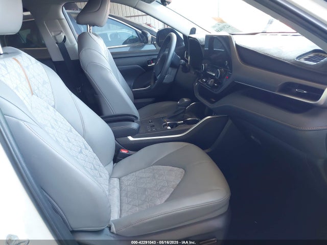 5TDAARAH7PS017203 Toyota a25a-fxs, 5nm