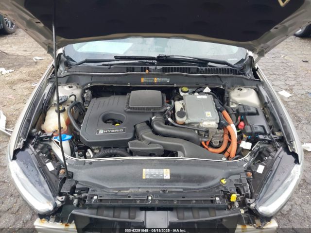 3FA6P0LUXFR141046 Ford Fusion Hybrid Se