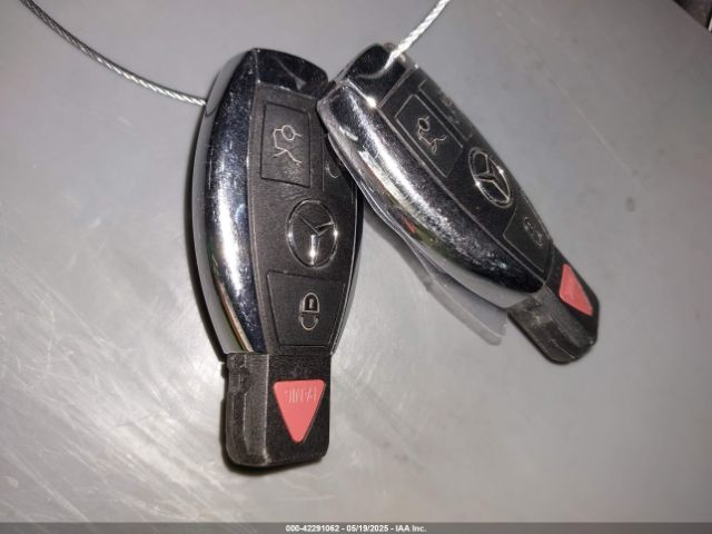 WDC0G4JB2HF165490 Mercedes-Benz m274
