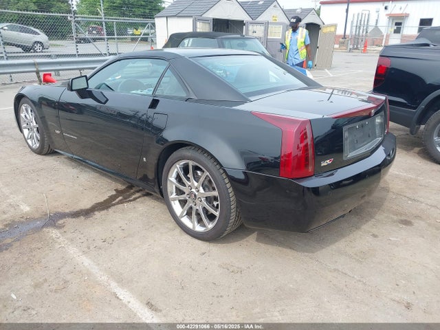 2008 CADILLAC XLR-V 1G6YX36D685600145 Photo 2