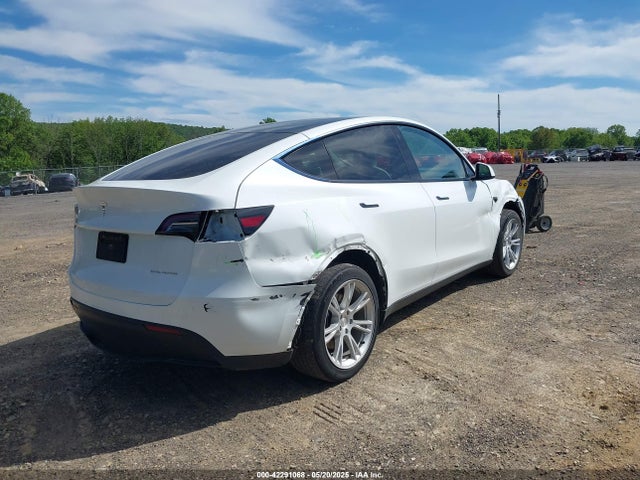 2023 TESLA MODEL Y 7SAYGDEE8PF591817 Photo 5