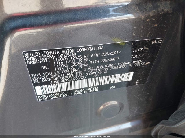JTMZFREV9JJ203303 Toyota RAV4 LE
