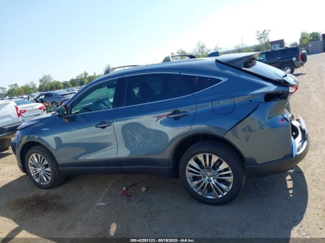 JTEAAAAH9MJ000411 Toyota Venza Xle
