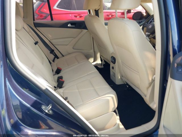 WVGAV7AX1GW611703 Volkswagen TIGUAN S